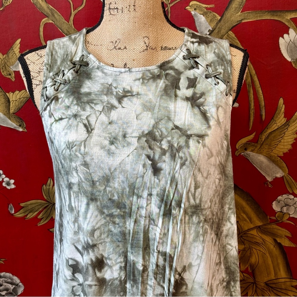Women’s “OneTheLand” Toe-dyed Tank Top | #J7 - Picture 4 of 11